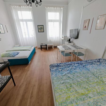 Apartments Katarina Прага Екстер'єр фото