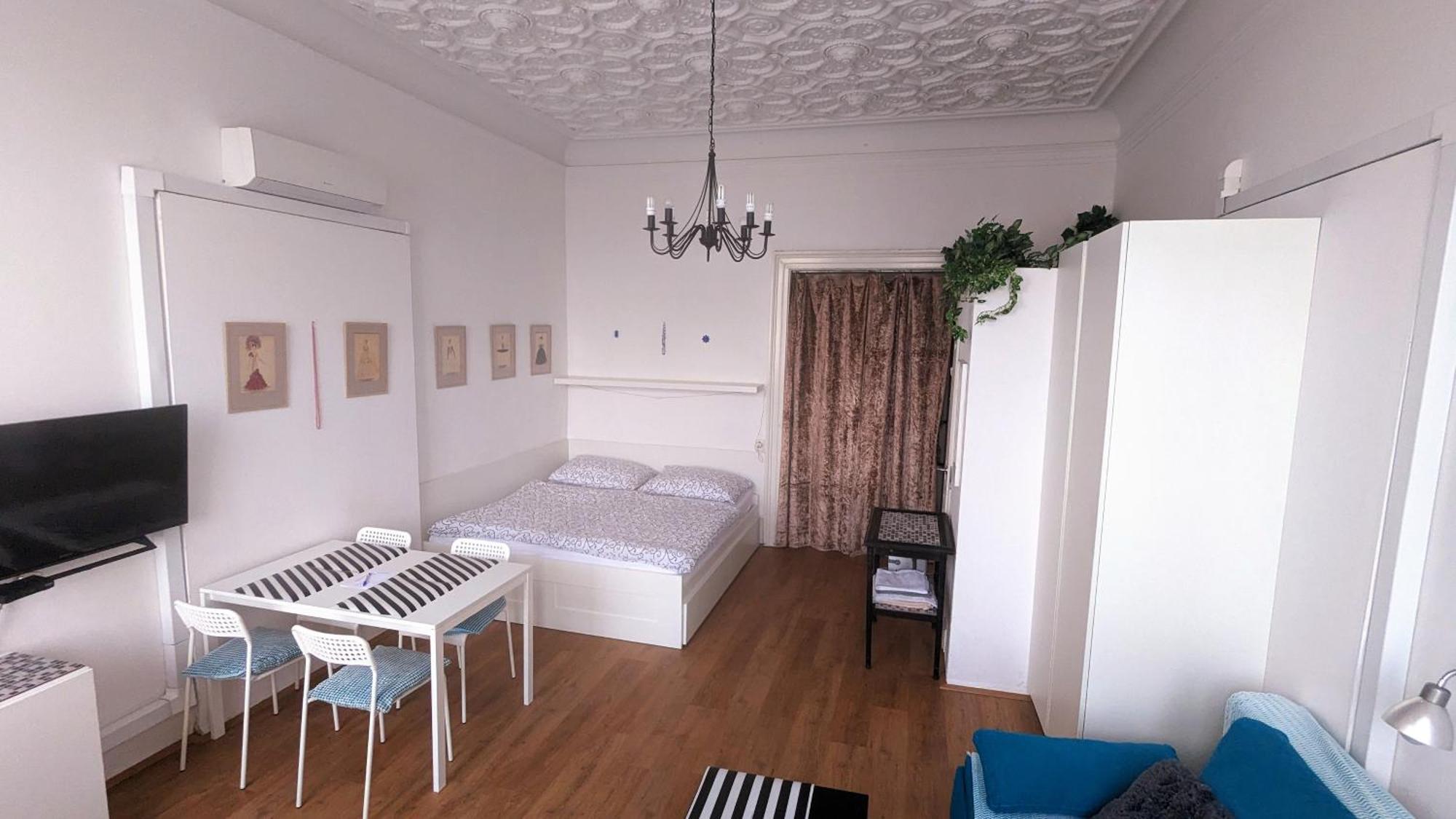 Apartments Katarina Прага Екстер'єр фото