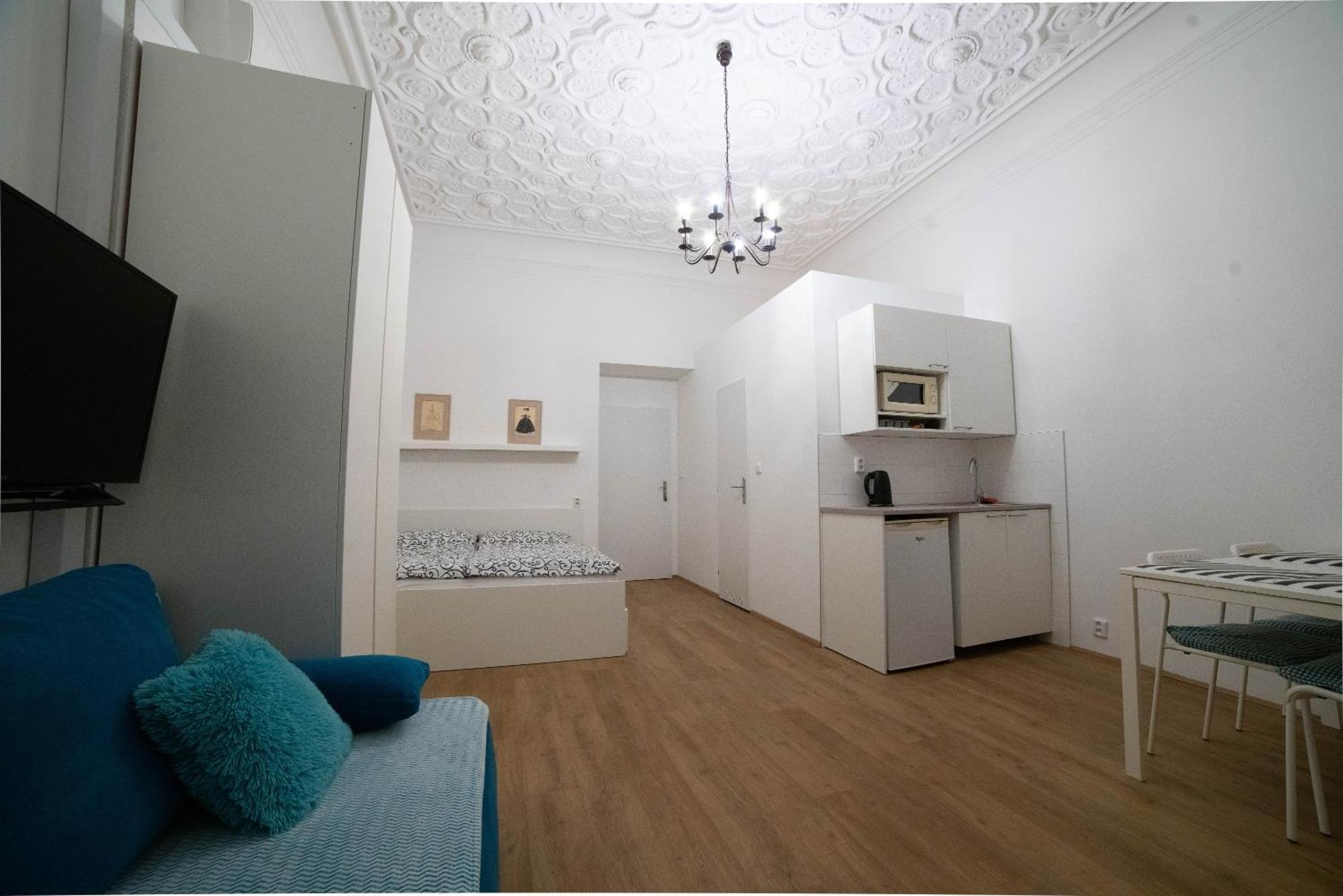 Apartments Katarina Прага Екстер'єр фото